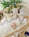 gender-neutral baby blanket