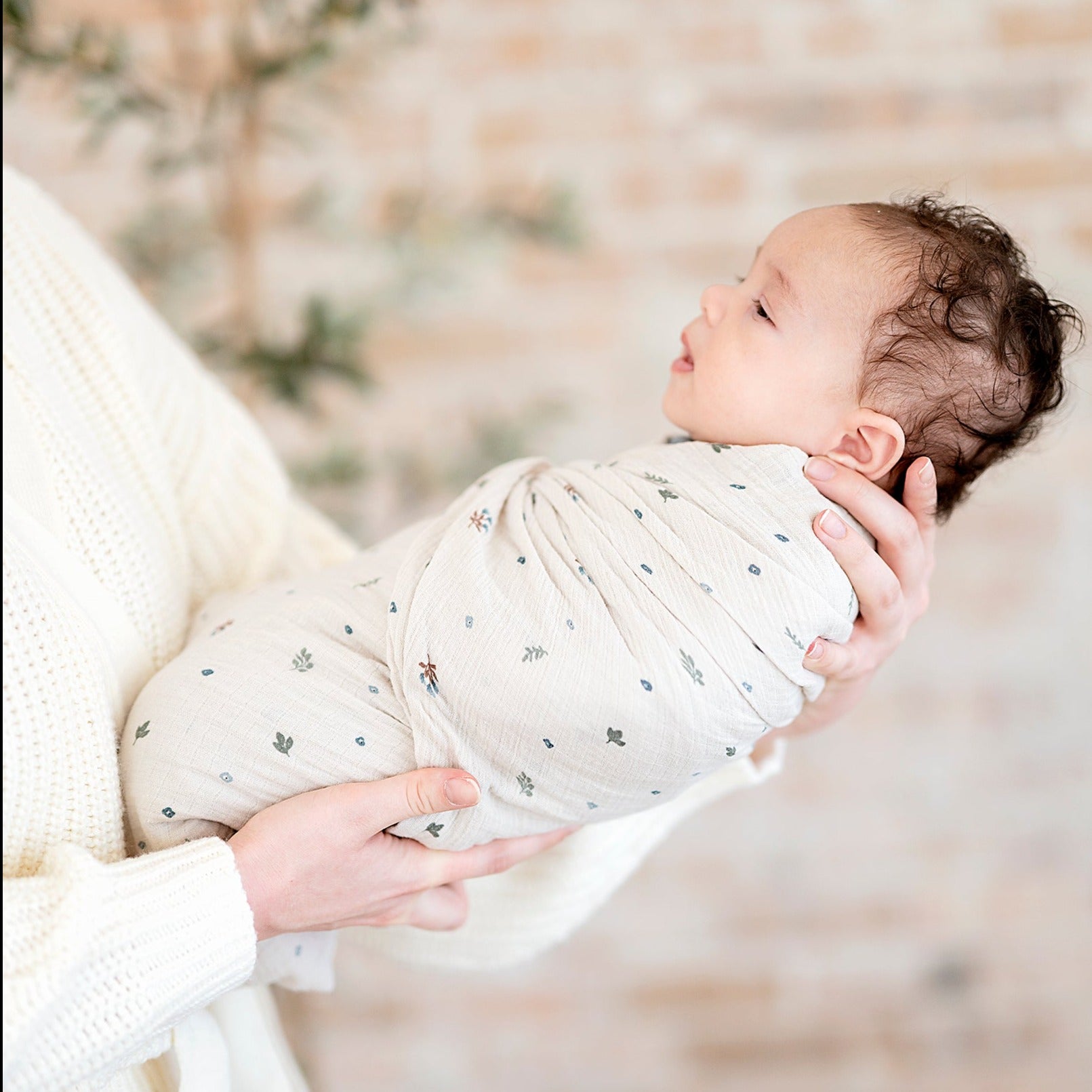 2 Pack Cotton Muslin Swaddle Blanket - Blue Garden Flower