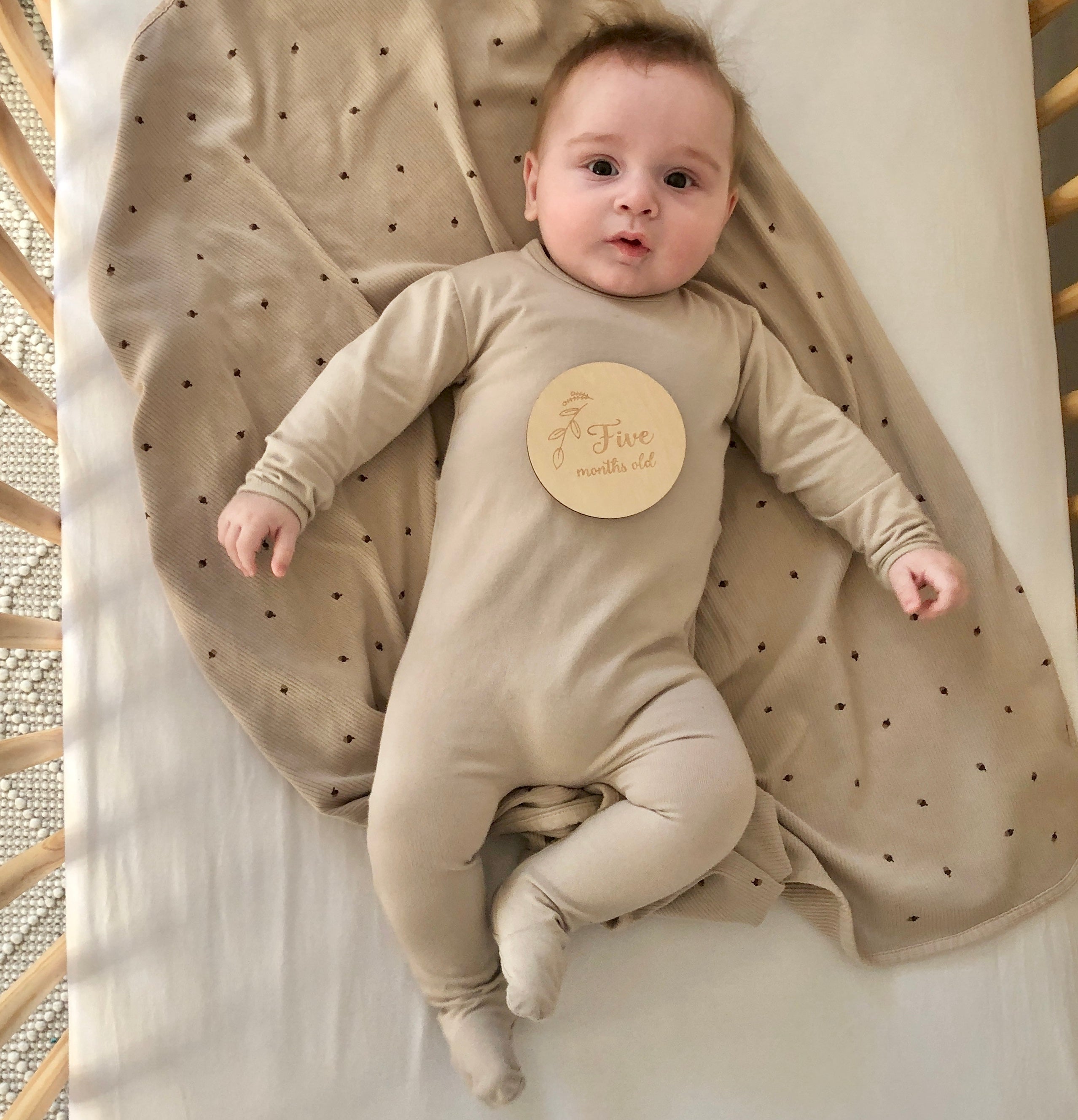 White fitted Crib Sheet set