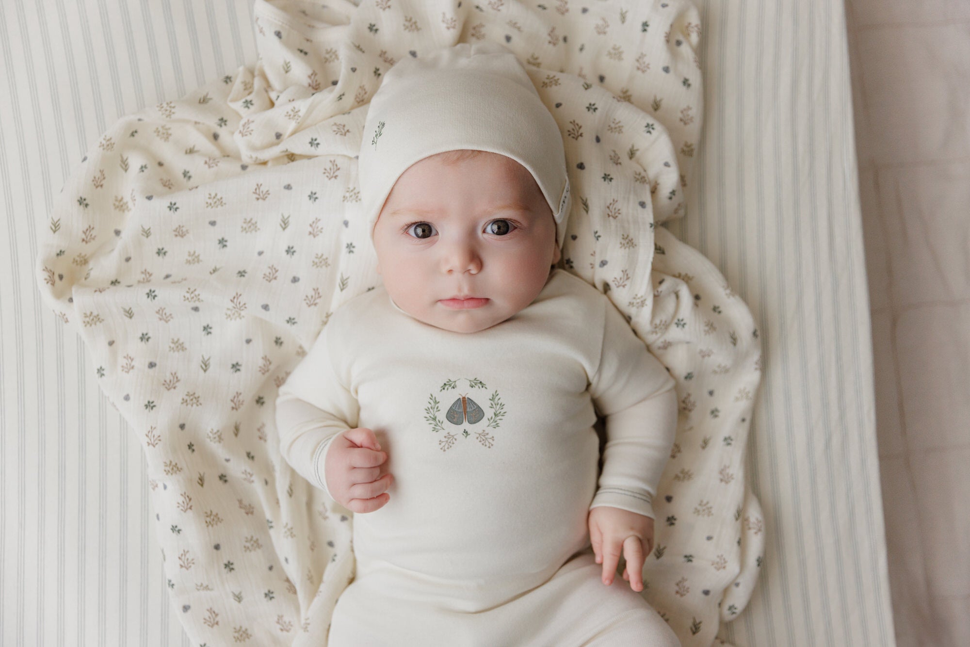 Soft plush Cotton Baby Footie – white Garden Floral Center