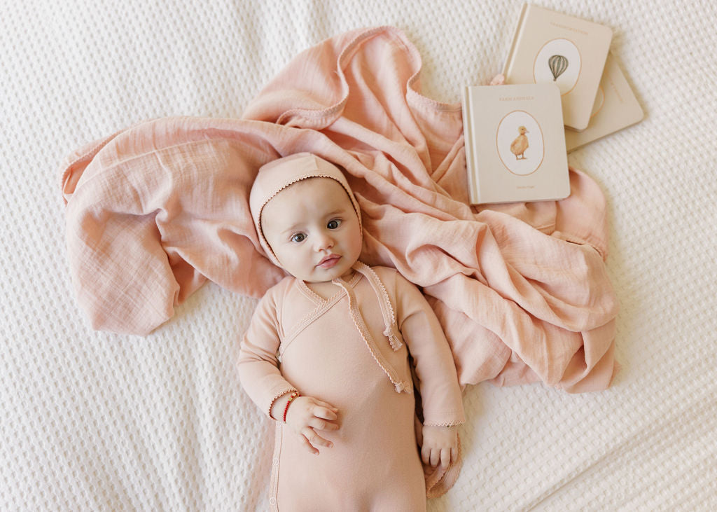 Breathable Muslin Swaddle with Scallop