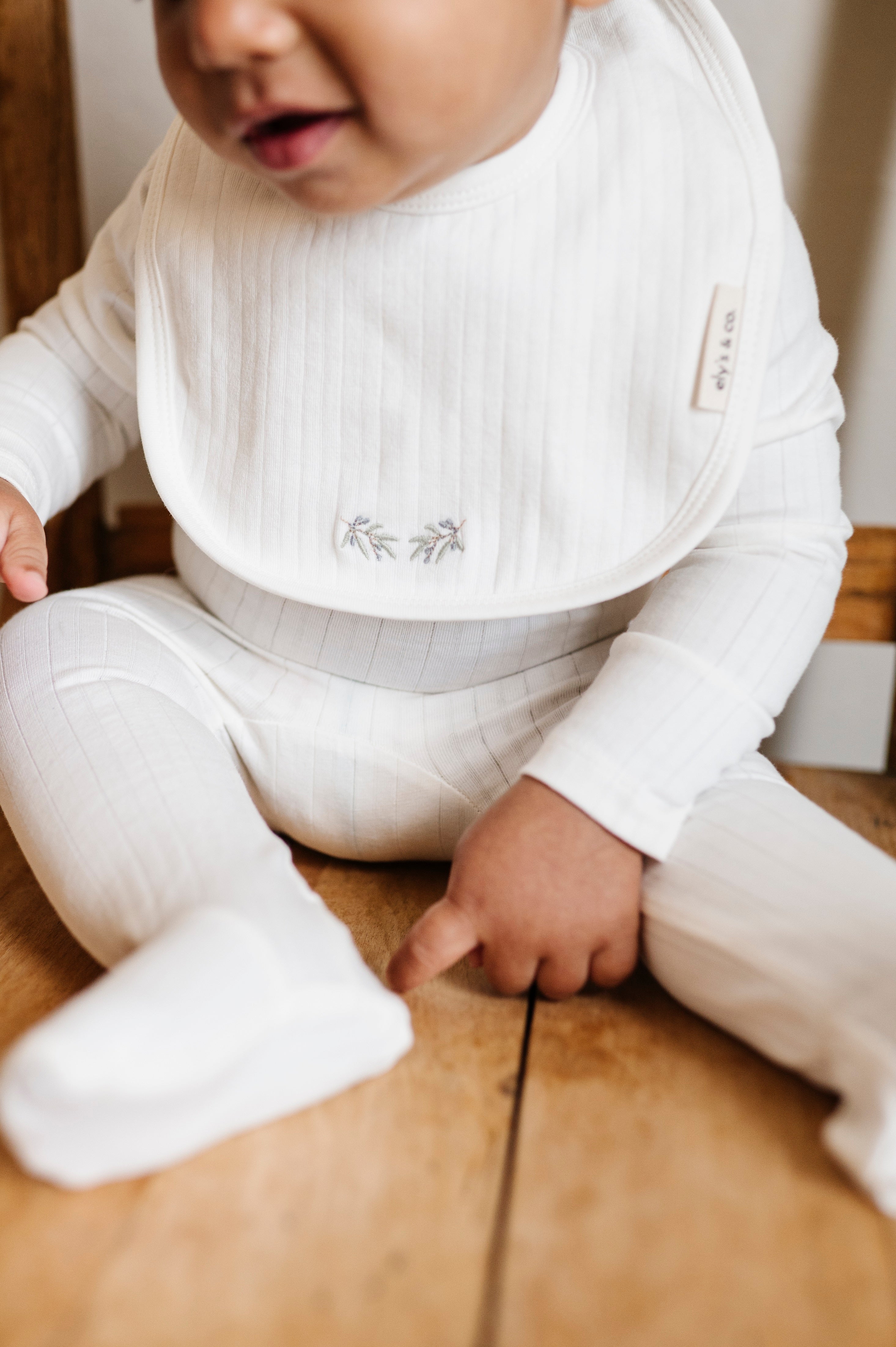 Organic Wide Rib Embroidered Scallop Collar Collection - Bib