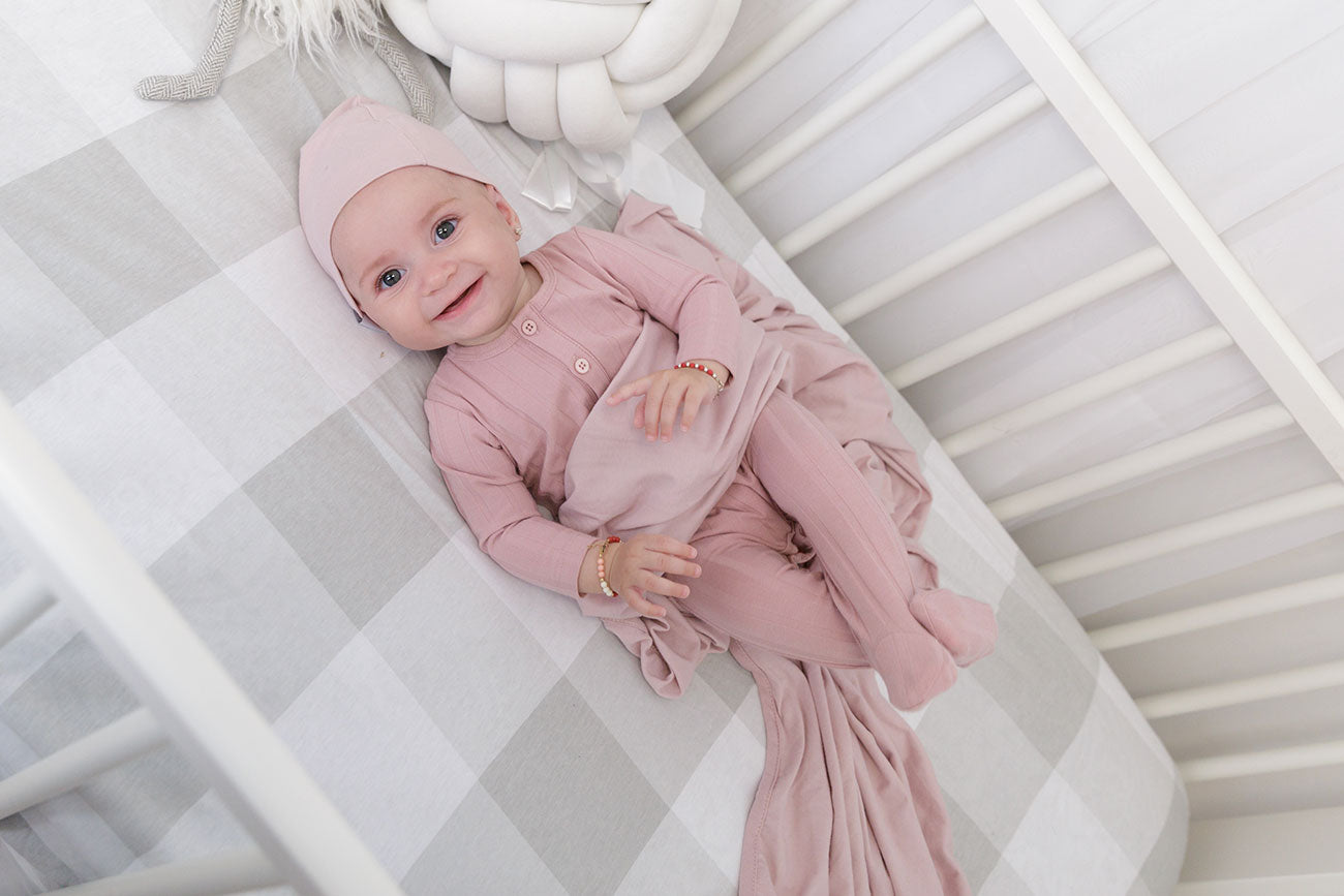 Jersey knit swaddle and beanie Gift Set Mauve-Lavender