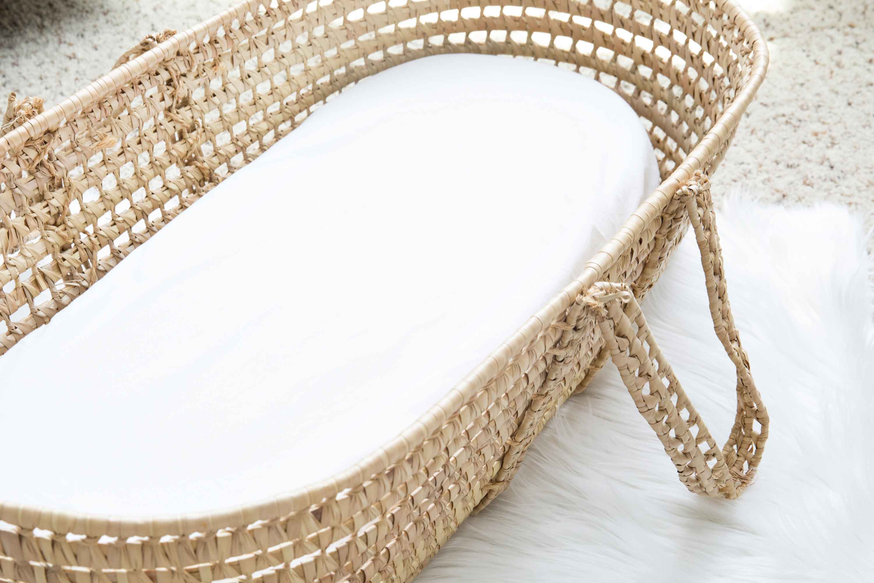 white Basket set
