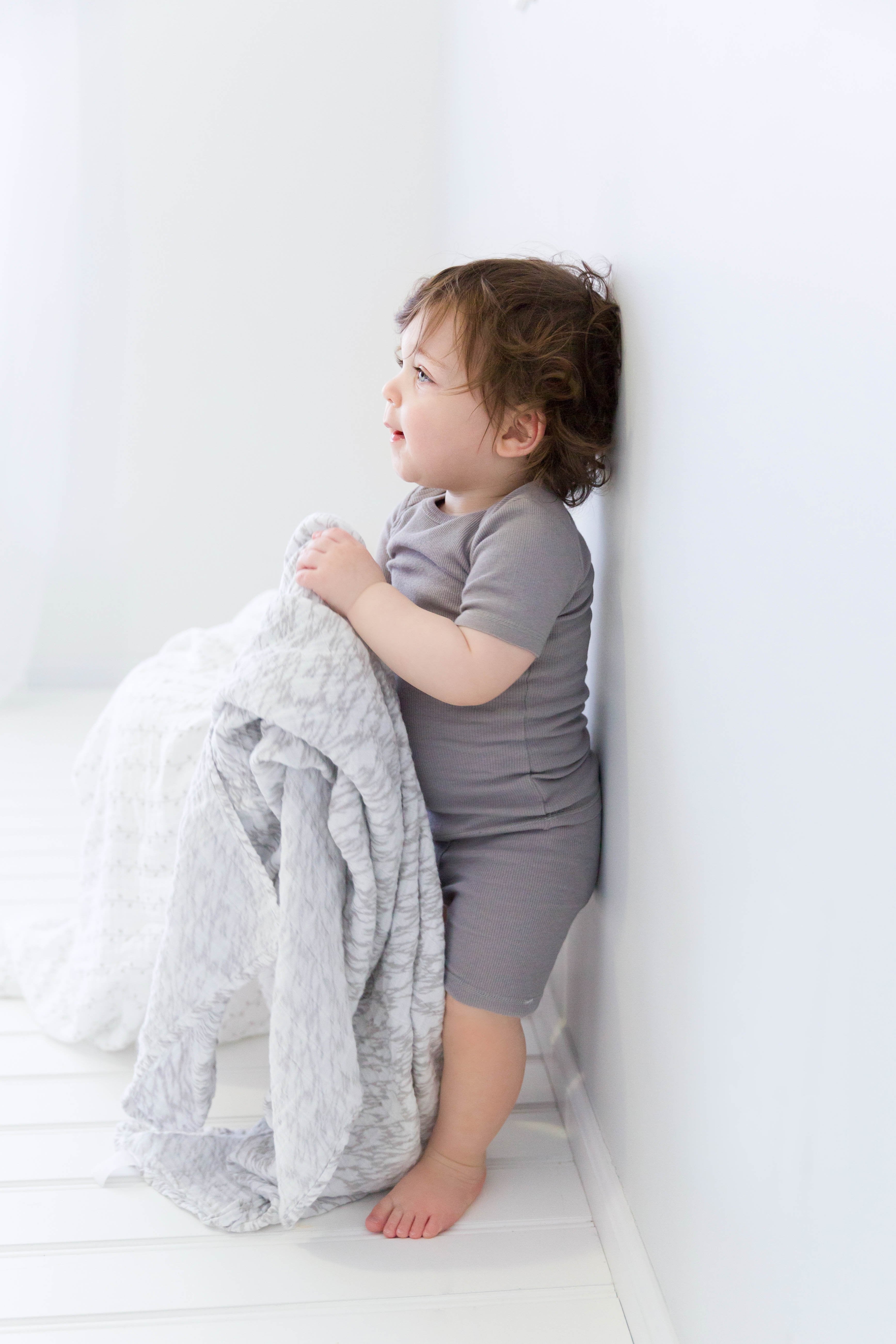 47x47 Grey muslin swaddle