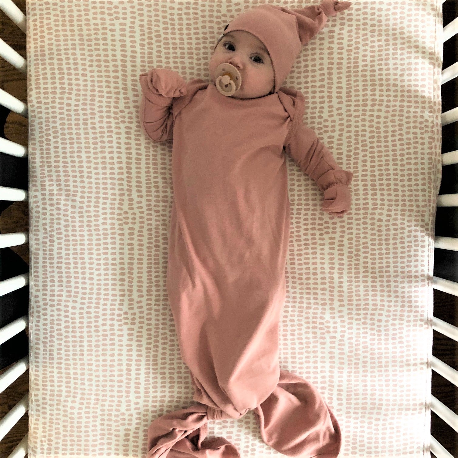 Knot Wearable Blanket, Knot Hat &amp; Mitten Set