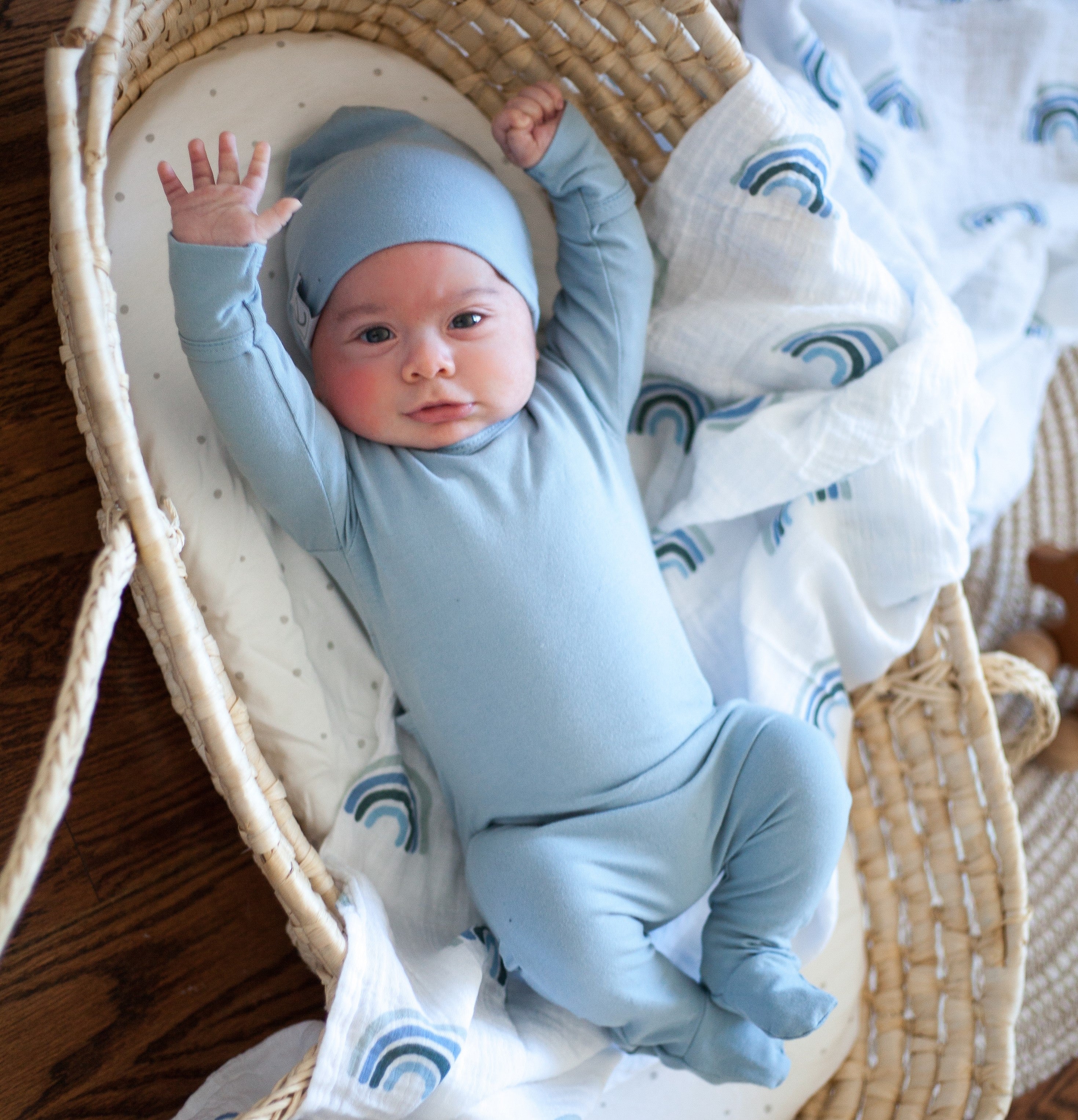 safe baby swaddle blanket - Dusty blue Rainbow 